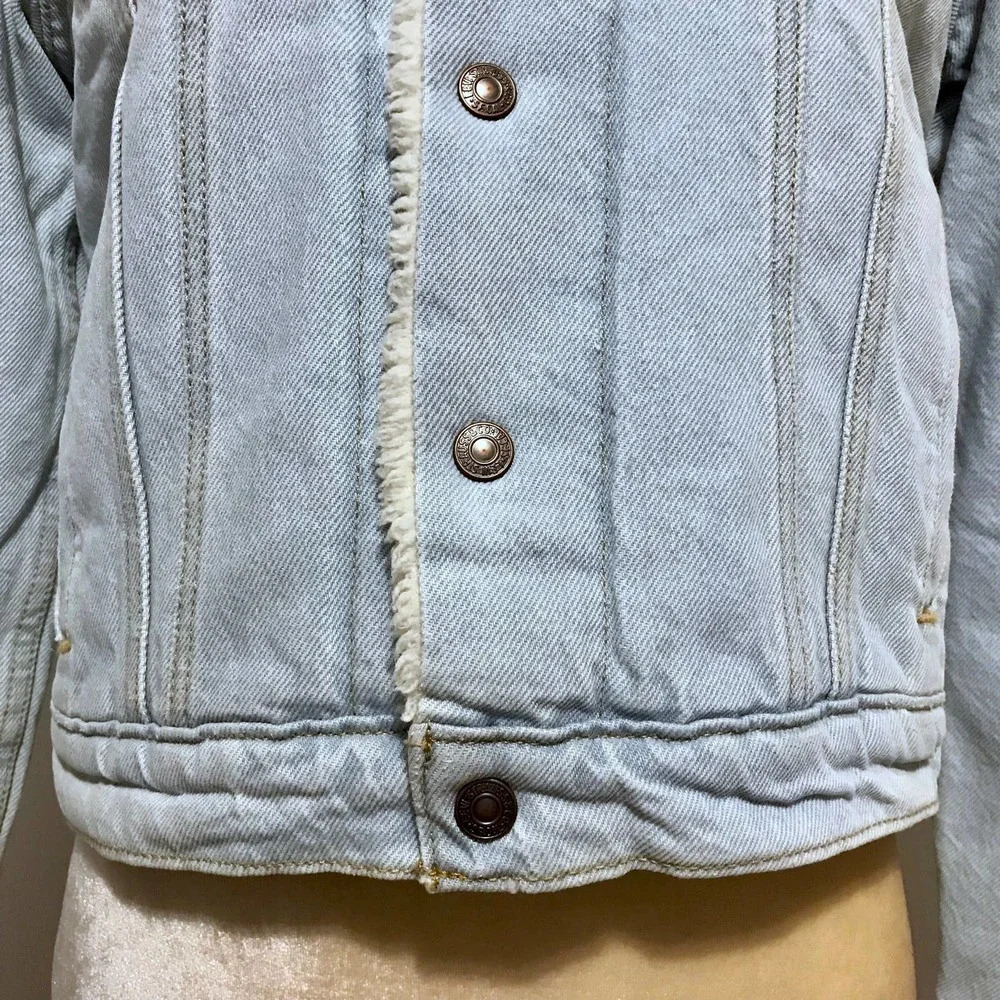 Levi's NWT Sherpa Lined Original Trucker Jacket Women S - Picture 5 of 14
